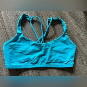 Lululemon free to be bra size 6